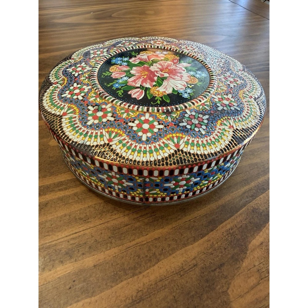 Vintage Daher Round Embossed Metal TIN With Lid Floral Mosaic Design England 8in